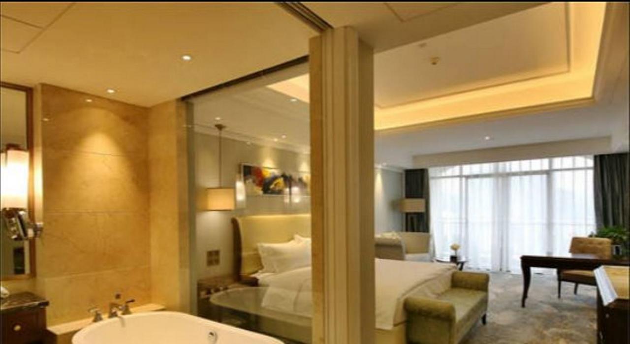 Jinqian Jiahua International Hotel Chishui  Extérieur photo