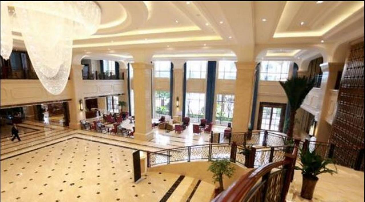 Jinqian Jiahua International Hotel Chishui  Extérieur photo